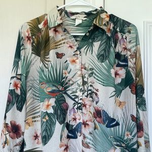 H&M Long-Sleeve Button Down - 4